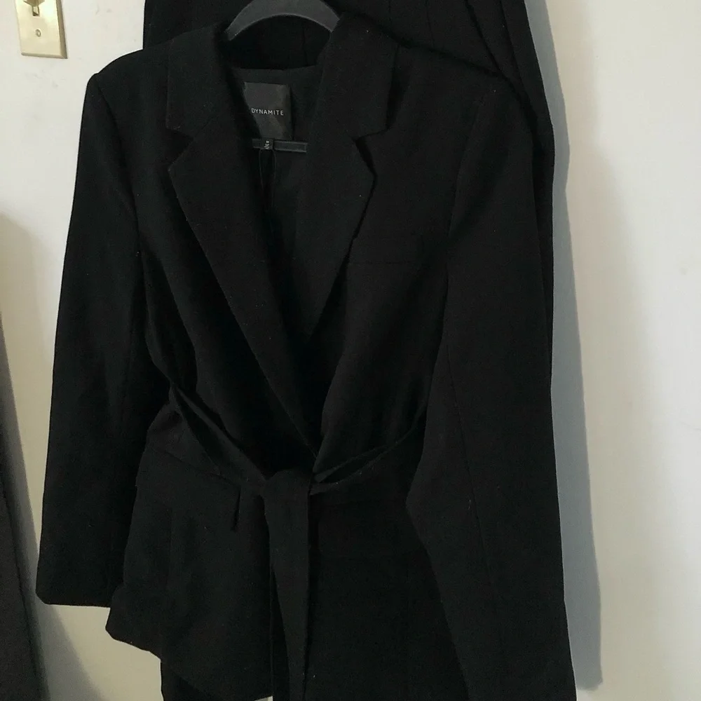 Black Dynamite Suit - Picture 3 of 5